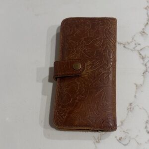 Portland leather Brown Embossed Leather Wallet